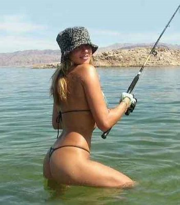 http://www.theunticket.com/wp-content/uploads/2010/05/sexy_fishing_girl.jpg